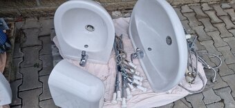 Vana s výřivkou, umyvadlo, bidet - 4