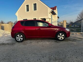 KIA Ceed 1.4 Benzín - 4