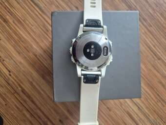 Garmin Fénix 5S - 4