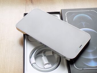 APPLE iPhone 12 Pro 128GB Silver - ZÁRUKA - TOP STAV-100%BAT - 4