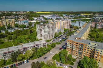 Prodej bytu o dispozici 3+1 s lodžií v Praze, Černý Most - 4