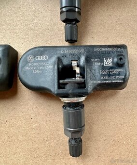 TPMS senzor AUDI 1K0907255C - 4