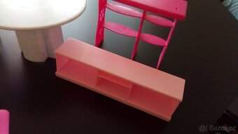 Nábytek pro panenky-typu Barbie - 4