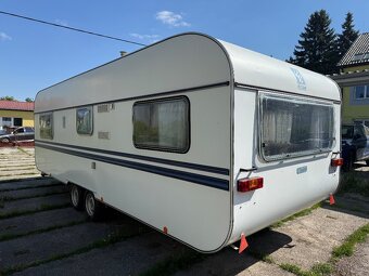 Velký karavan na pevné stání - 4