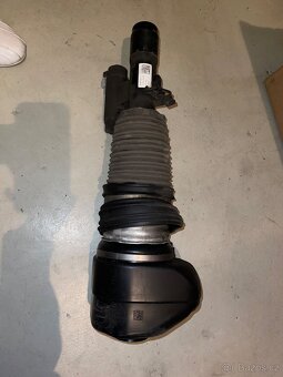 Prodám přední pravý vzduchový tlumič BMW 7 G11/G12 - 4