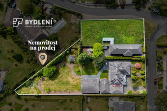 Prodej rodinného domu s krytým bazénem a domem pro hosty - 4
