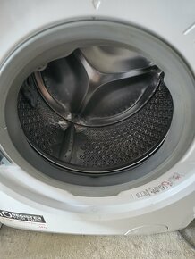Pračka AEG na 8kg - 4