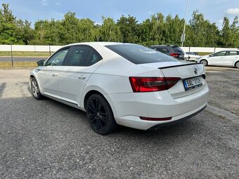 Skoda Superb 2018 - 4