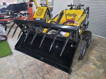 Adaptér pro smykové nakladač Dabaki (vč.DPH) - 4