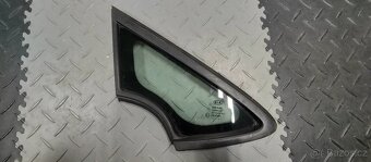 Kia Ceed II 2 JD 2012 - 2018 prave sklo okno trojuhelnik - 4