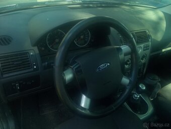 Ford Mondeo 2002 - 4