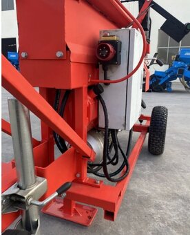 štípač dřeva, elektronická štípačka, linka na dřevo - 4