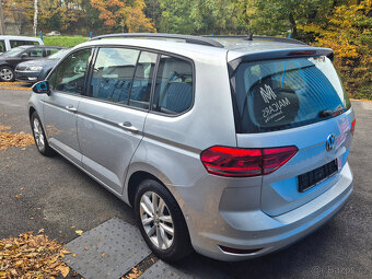 Volkswagen Touran 1.6 TDI Comfortline BlueMotion Tech - 4