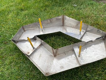 RENAULT reklama poutač - 4