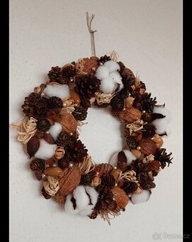 Přírodní věnec, šišky, žaludy, pistácie, ořechy - 4
