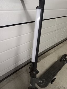 Elektrická koloběžka GoGEN - 4