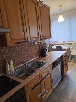 Pronájem 2+1 Vsetín Sychrov - 4