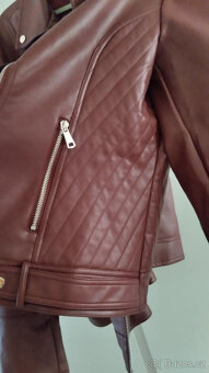 DÁMSKÁ BUNDA VEL.54/5XL - 4