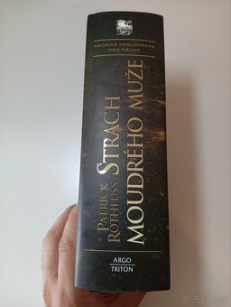 Strach moudrého muže - Patrick Rothfuss - 4