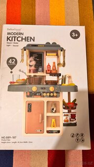 Dětská kuchyňka s efekty a bohatým příslušenstvím - 4