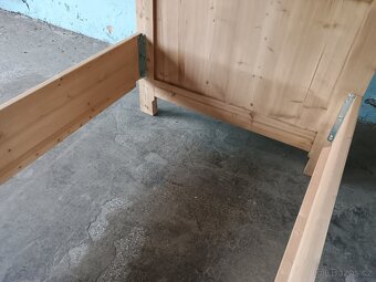 stará smrková postel - 4