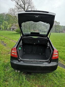 ŠKODA OCTAVIA II DSG ELEGANCE DIESEL 103KW SERVIS - 4