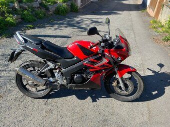 Honda CBR 125 - 4