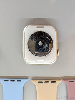Apple Watch SE 44mm 2024 - hvězdně bílé - 4