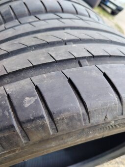 Prodám 2ks letních pneu Firestone 255/40 R18 - 4