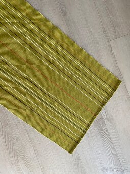 4x prostírání IKEA + běhoun na stůl - 4