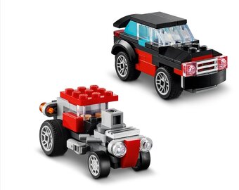 Lego 31146 Náklaďák s plochou korbou a helikoptéra - 4