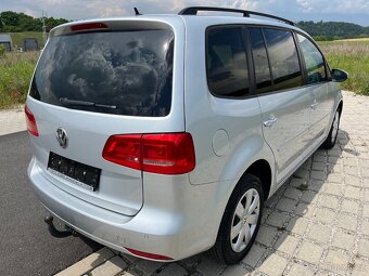 Volkswagen Touran 1.4 TSI, 7 míst, tažné - 4