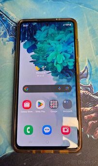 Samsung Galaxy S20 FE 5G + spigen - 4