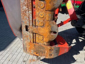 Disková sekačka KÜHN GMD 700 ZÁNOVNÍ STAV - 4