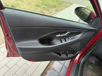 Hyundai i30 1.5i 2023 | Automat | 13 319 km | Záruka do 2028 - 4