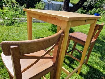 Dřevěný vyšší stůl a 2 barové židle IKEA antik - 4