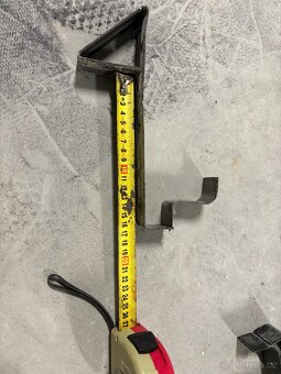 Protisněhový hák C-380, vhodné na Bramac tegalit - 4