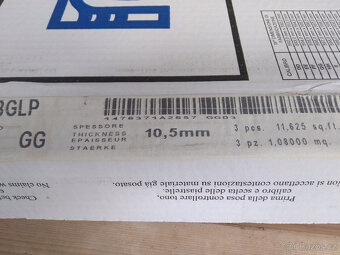 LUXUSNÍ  ITALSKÁ LESKLÁ DLAŽBA  60x60 - 4