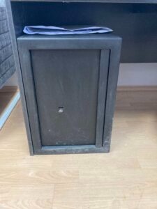 SOUBOR KANCELÁŘSKÉHO VYBAVENÍ - 4