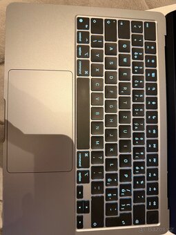 Apple MacBook Air 13” M3 - 4