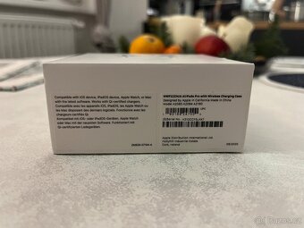 Apple AirPods Pro (1. generace) - 4