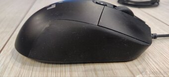 Logitech G403 Hero - 4