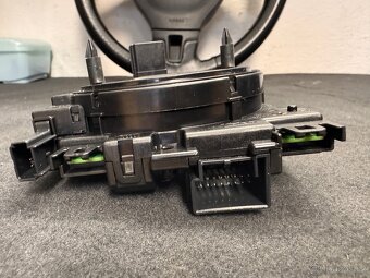 Podvolantová jednotka - ŠKODA, VW - 4