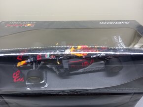 4x F1 RED BULL PEREZ A VERSTAPPEN 2020-2022 MINICHAMPS 1:18 - 4