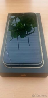 iPhone X- 256GB - 4