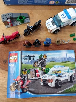 Lego 60042 - 4