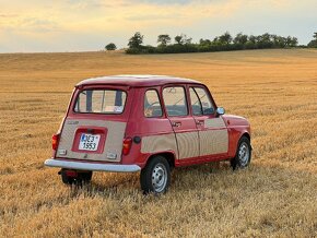 Renault R4 - 4