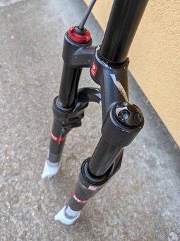 26" vidlice DT Swiss XRC 80 - 4