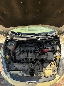 Ford Fiesta AB Hatchback - 4