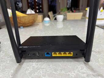 Prodám WIFI router AUS RC-AC 1200G+ - 4